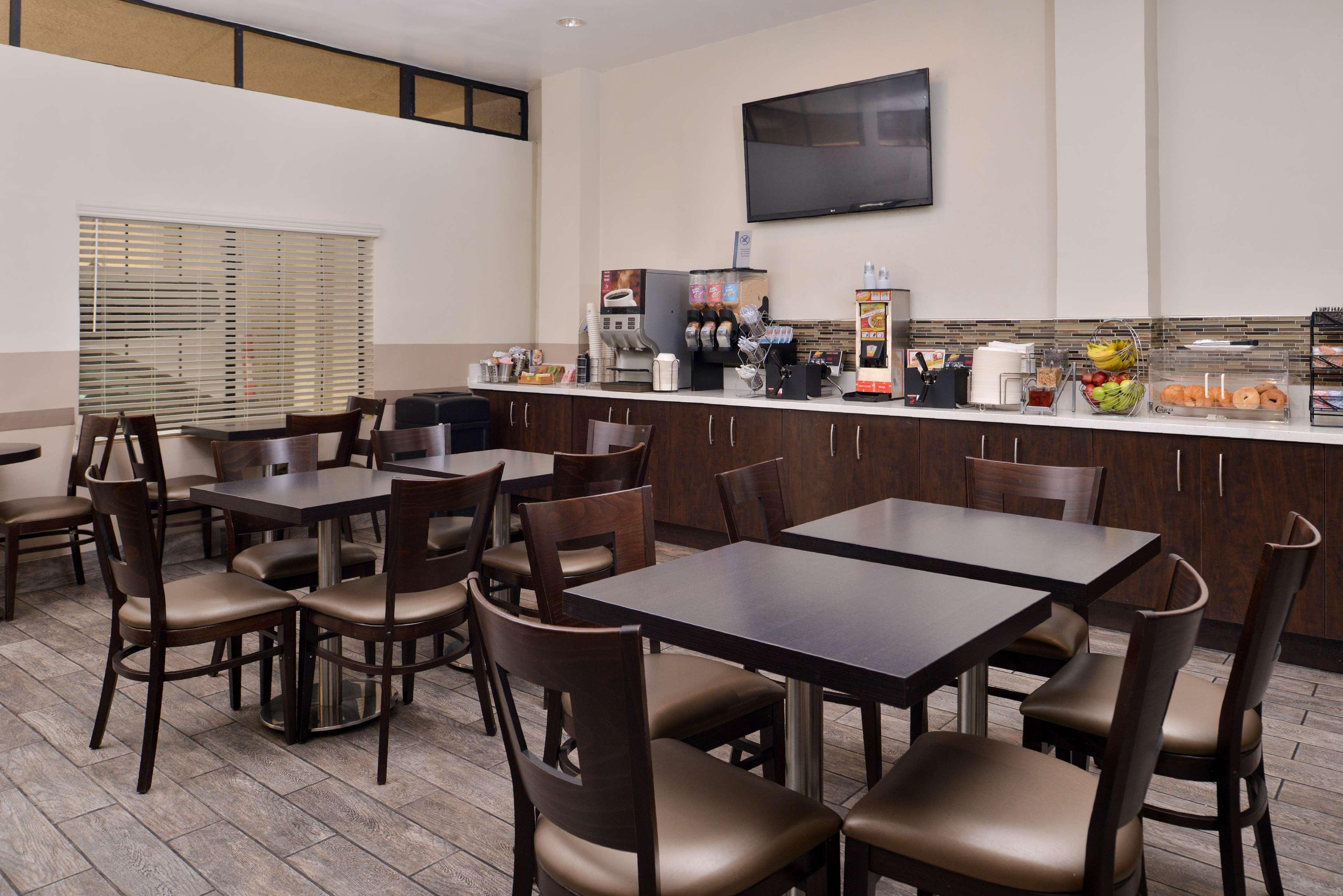 Best Western Airpark Hotel - Los Angeles Lax Airport إنغليووود، لوس أنجليس، كاليفورنيا المظهر الخارجي الصورة