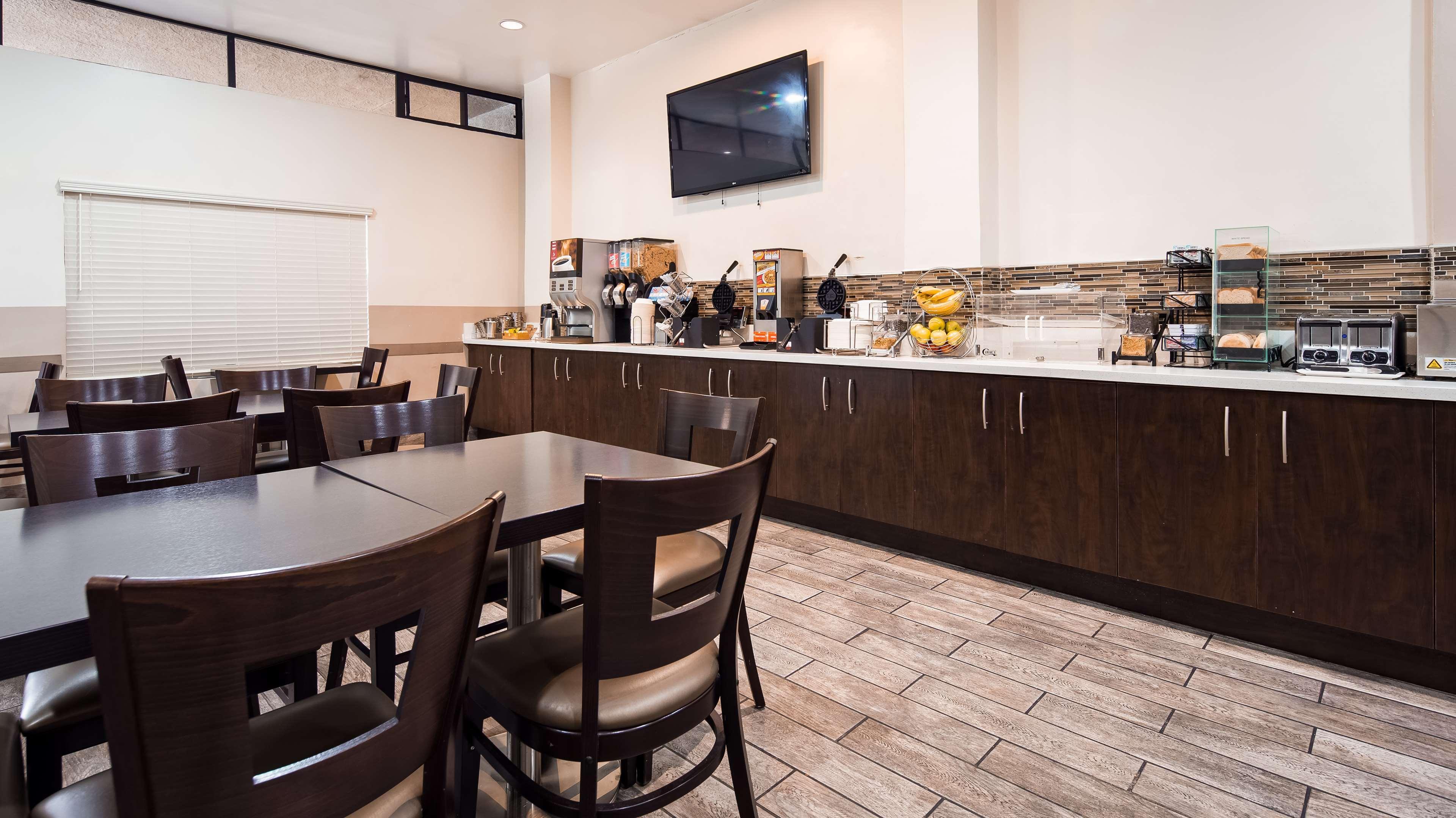Best Western Airpark Hotel - Los Angeles Lax Airport إنغليووود، لوس أنجليس، كاليفورنيا المظهر الخارجي الصورة
