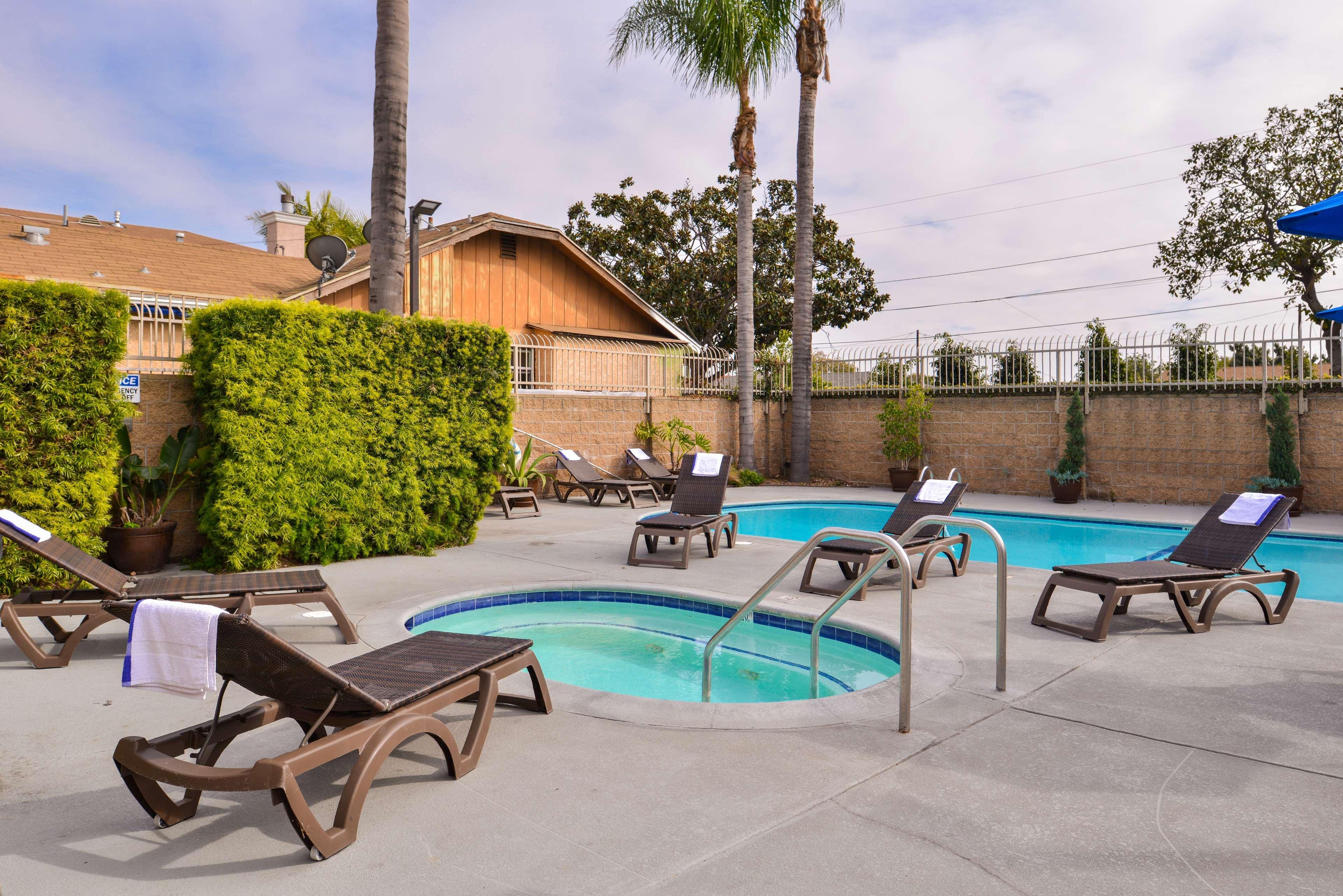 Best Western Airpark Hotel - Los Angeles Lax Airport إنغليووود، لوس أنجليس، كاليفورنيا المظهر الخارجي الصورة