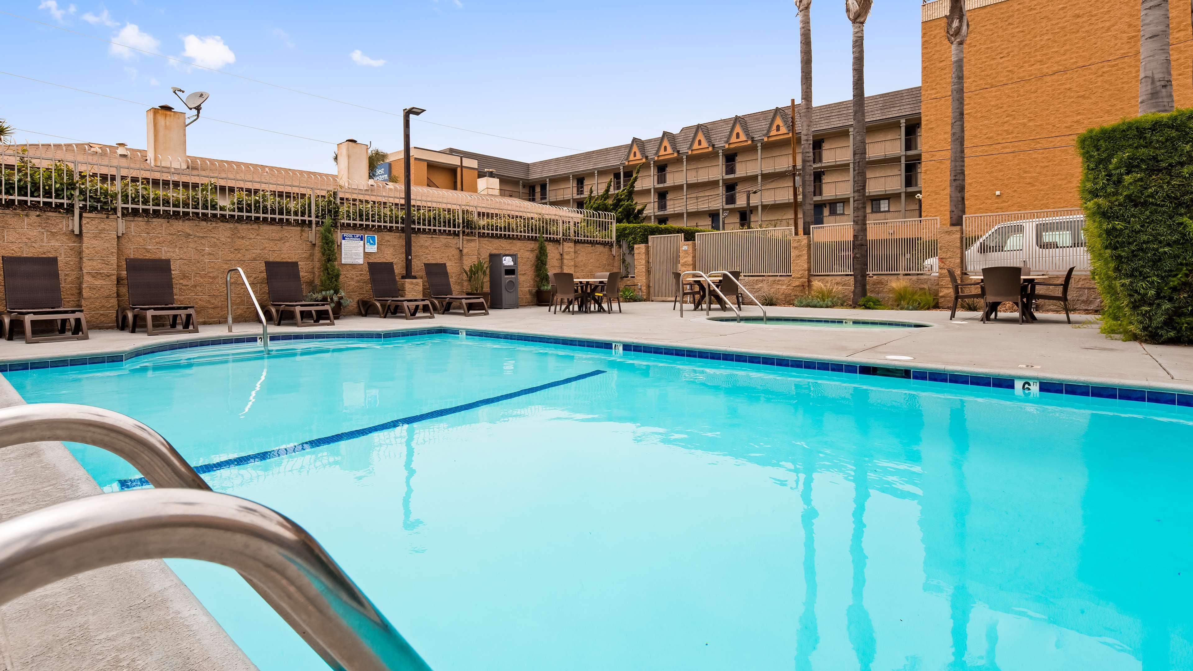 Best Western Airpark Hotel - Los Angeles Lax Airport إنغليووود، لوس أنجليس، كاليفورنيا المظهر الخارجي الصورة