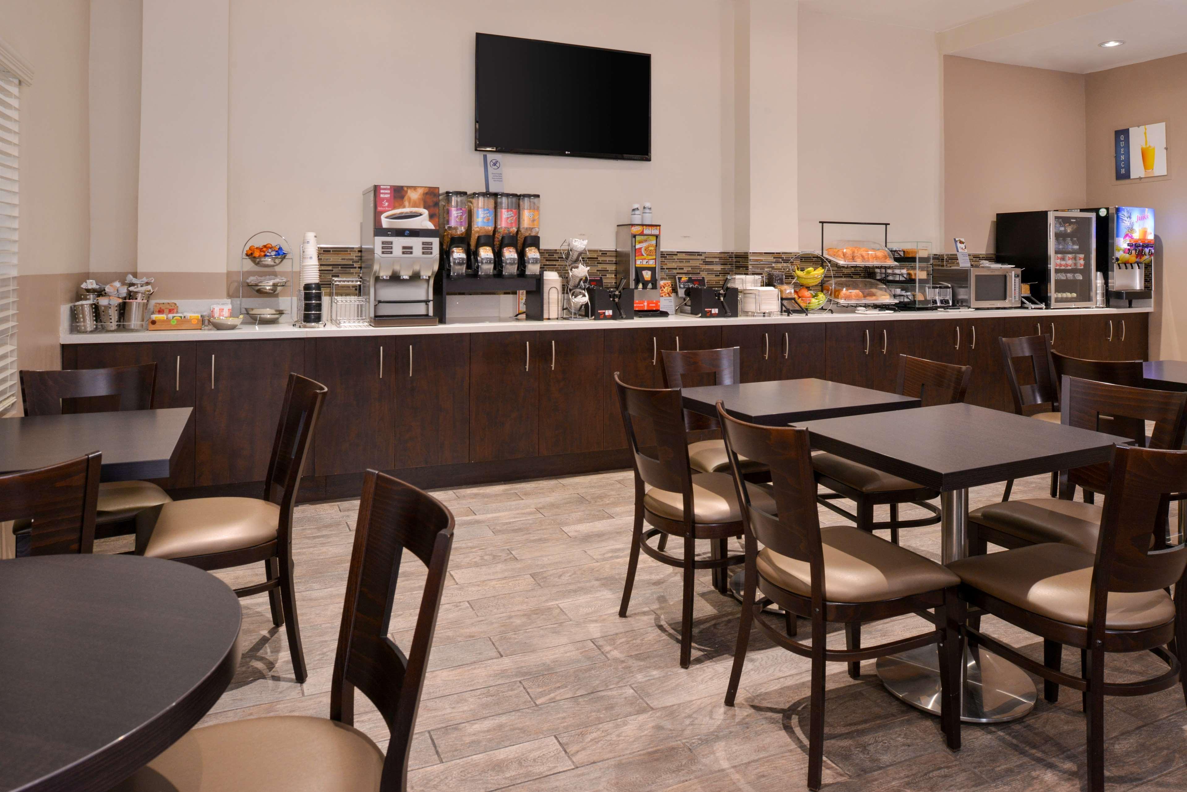 Best Western Airpark Hotel - Los Angeles Lax Airport إنغليووود، لوس أنجليس، كاليفورنيا المظهر الخارجي الصورة