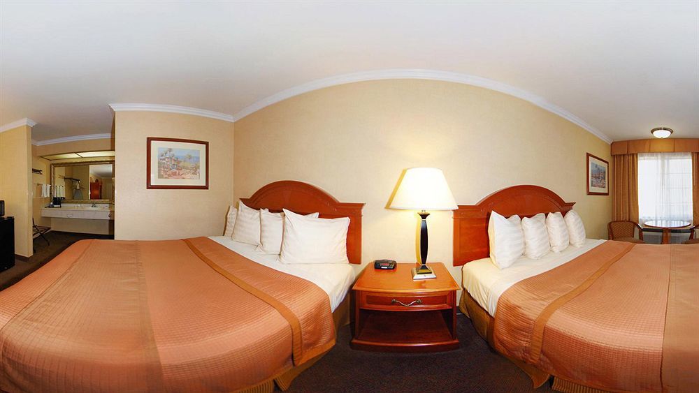 Best Western Airpark Hotel - Los Angeles Lax Airport إنغليووود، لوس أنجليس، كاليفورنيا المظهر الخارجي الصورة