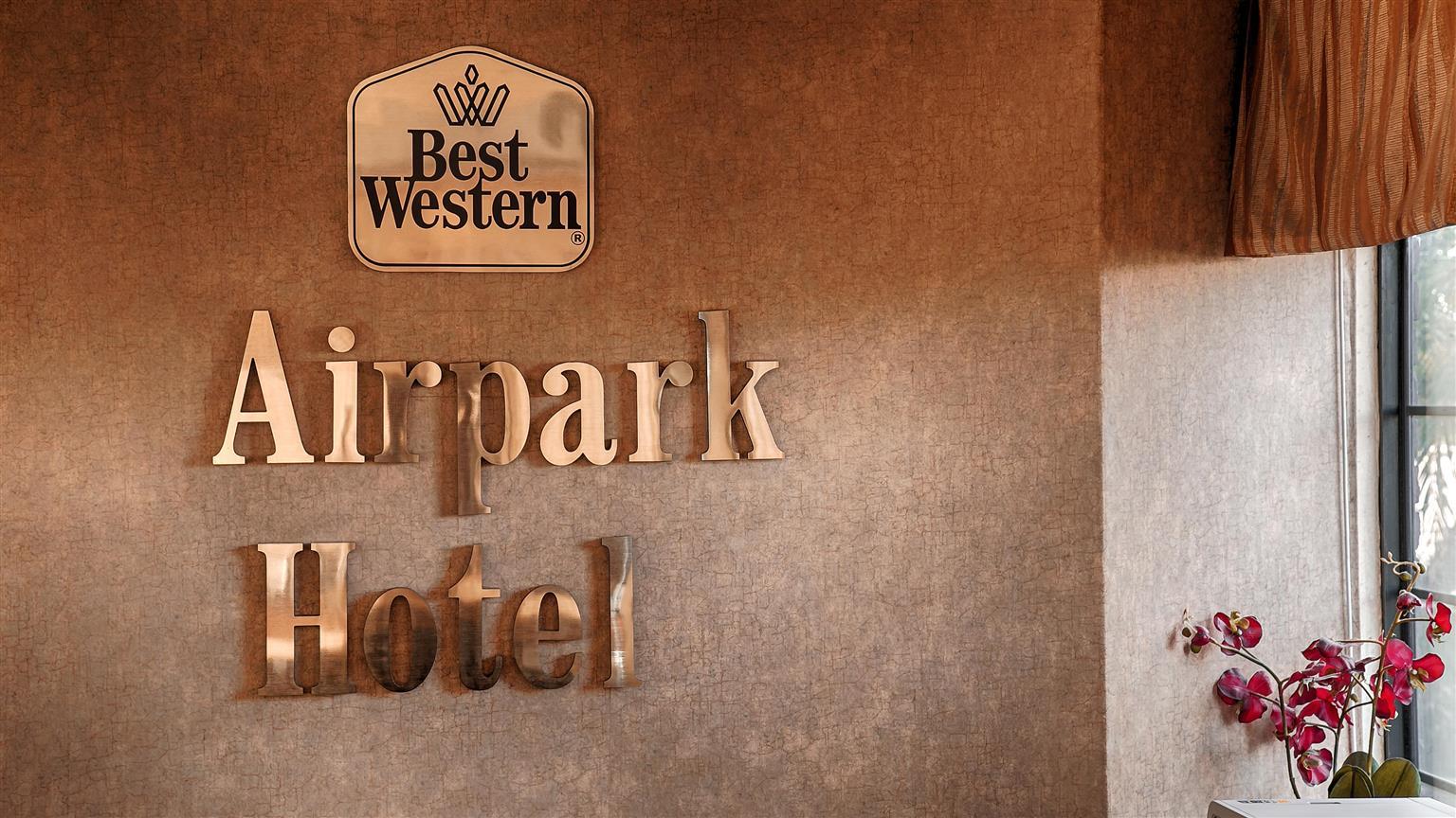 Best Western Airpark Hotel - Los Angeles Lax Airport إنغليووود، لوس أنجليس، كاليفورنيا المظهر الخارجي الصورة